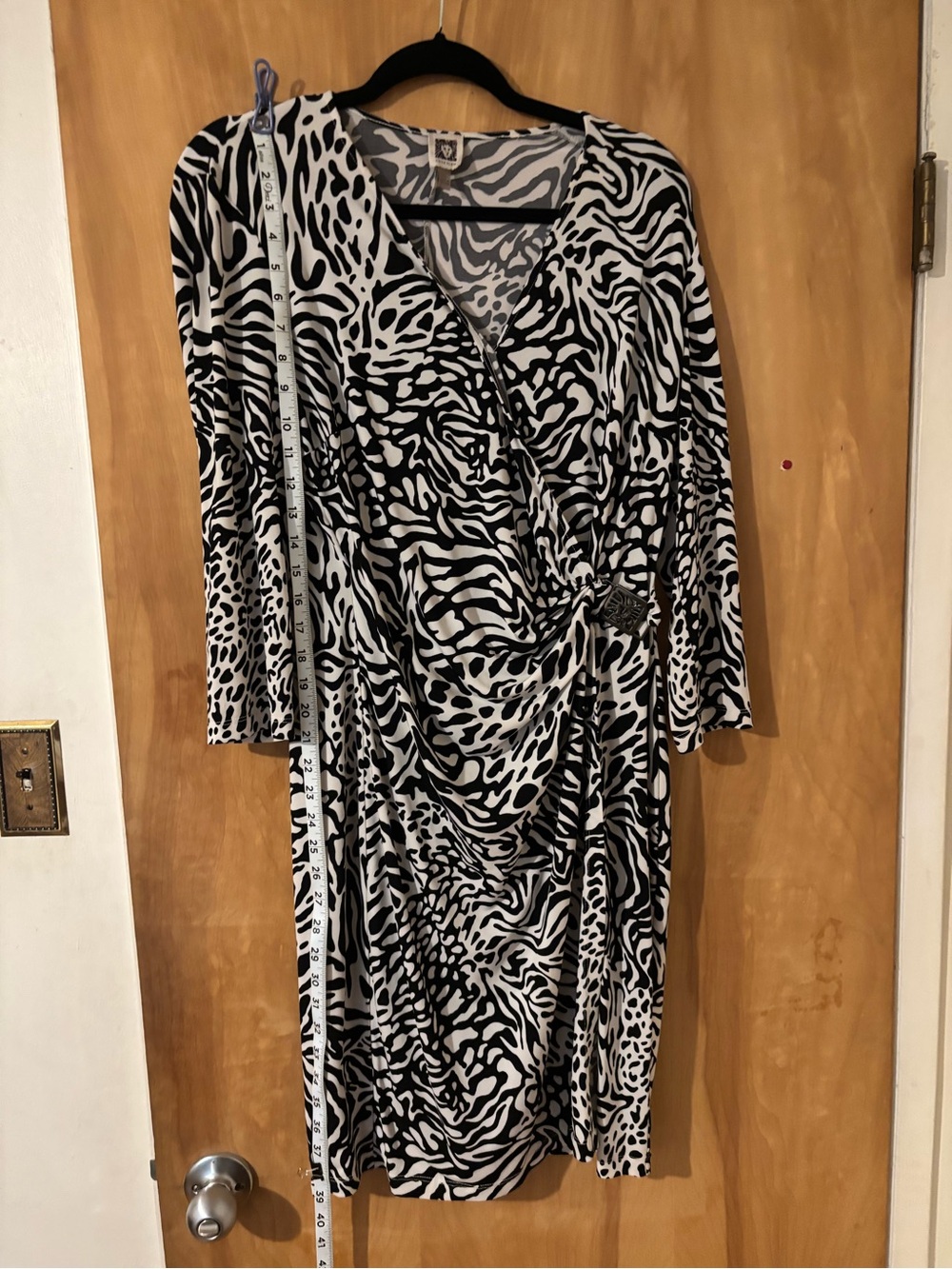 Anne Klein Black & White Animal Print Wrap Dress (12)